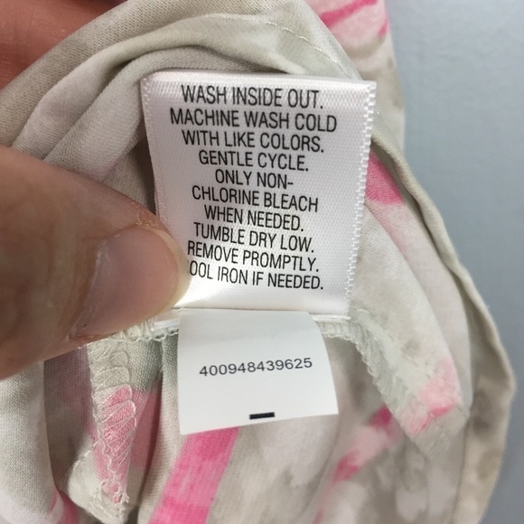 ELLE Flutter Cap Sleeves Striped Floral Blouse - Picture 13 of 14